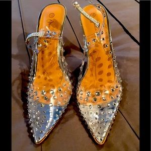 Beautiful brand new crystal heels.